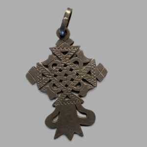 Pendentif croix en argent 5