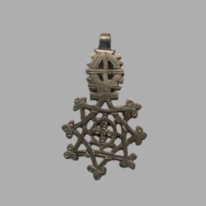 Pendentif croix éthiopienne  en étain 3