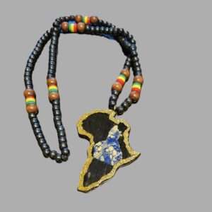 Collier perles bois + pendentif noir Africa /HIM