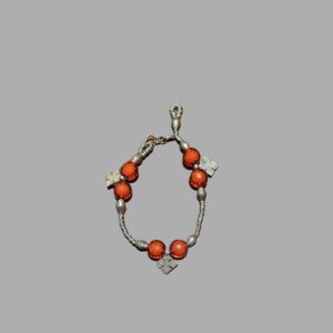 BRACELET CROIX ET PERLES ARGENTEES