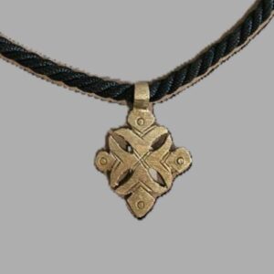 Pendentif croix + cordon