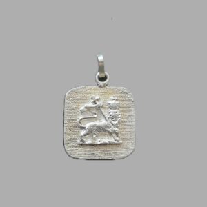 Pendentif plaque Lion of Judah Argent